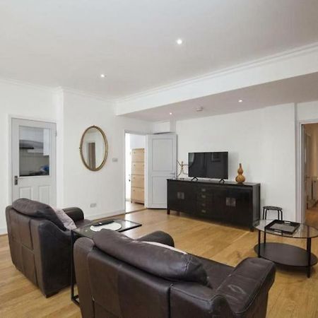 Lovely Kensington Flat Лондон Экстерьер фото