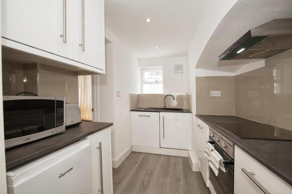 Lovely Kensington Flat Лондон Экстерьер фото